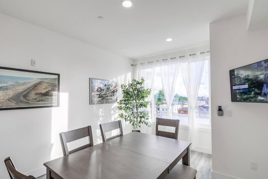 Park Blvd Paradise 303 King Bed With A Private Spa سان دييغو المظهر الخارجي الصورة